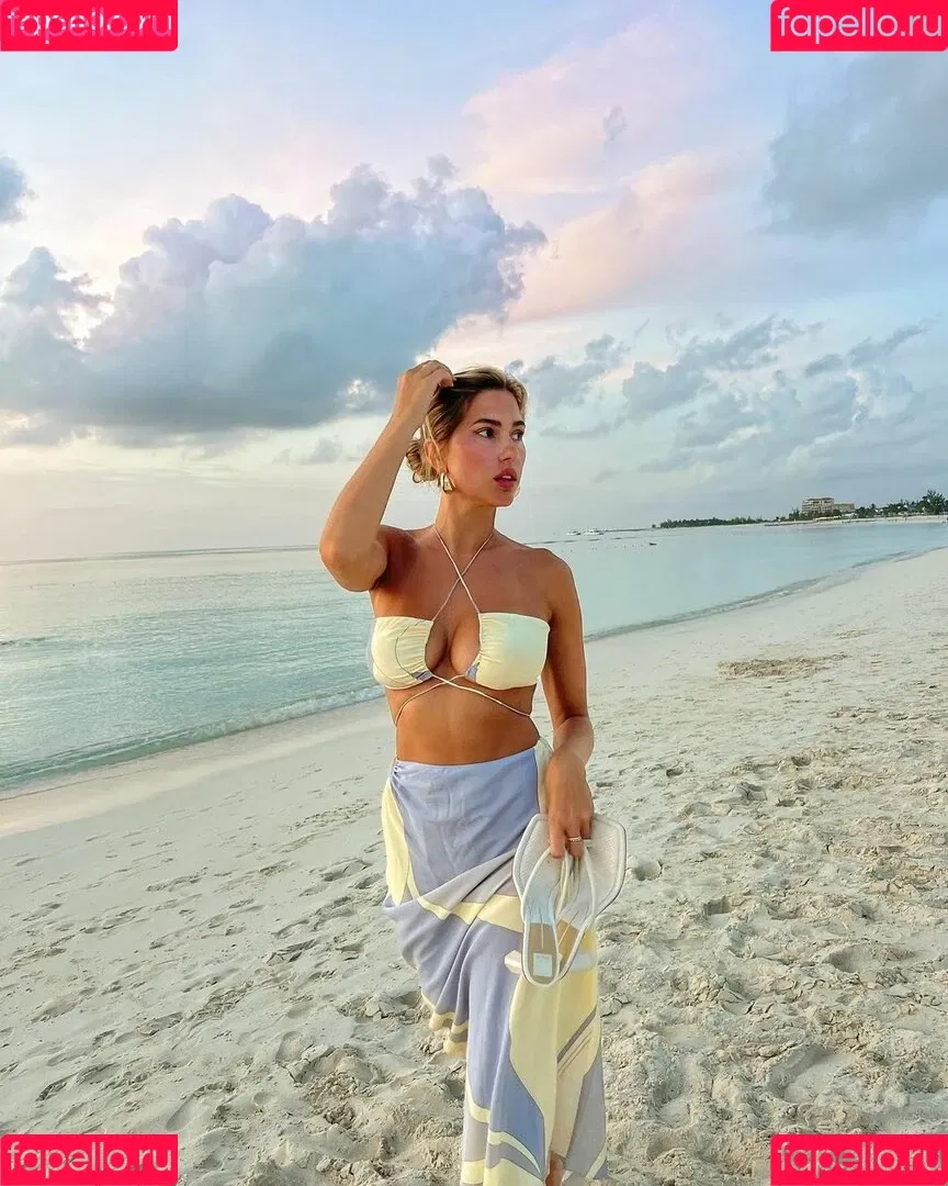 Kara Del Toro Onlyfans Photo Gallery 