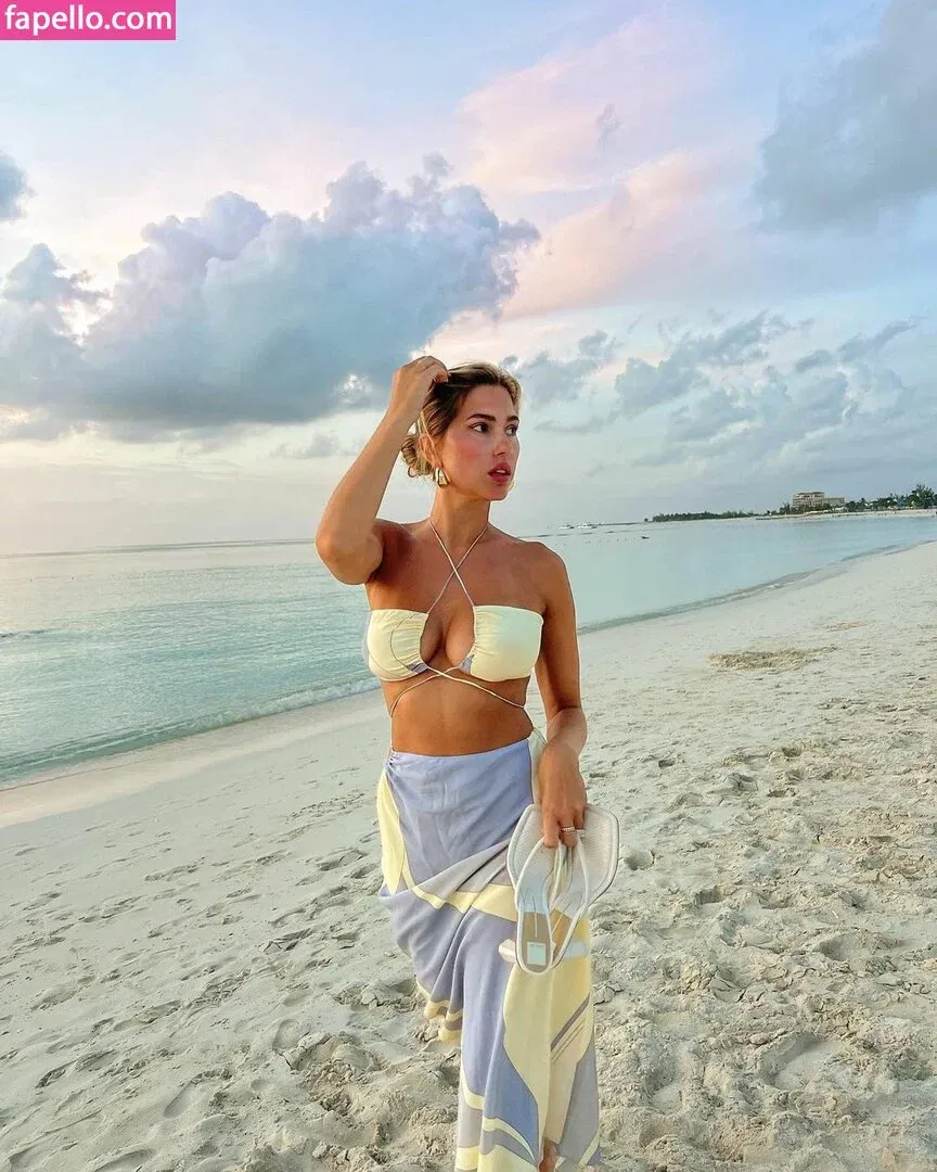 Kara Del Toro Onlyfans Photo Gallery 