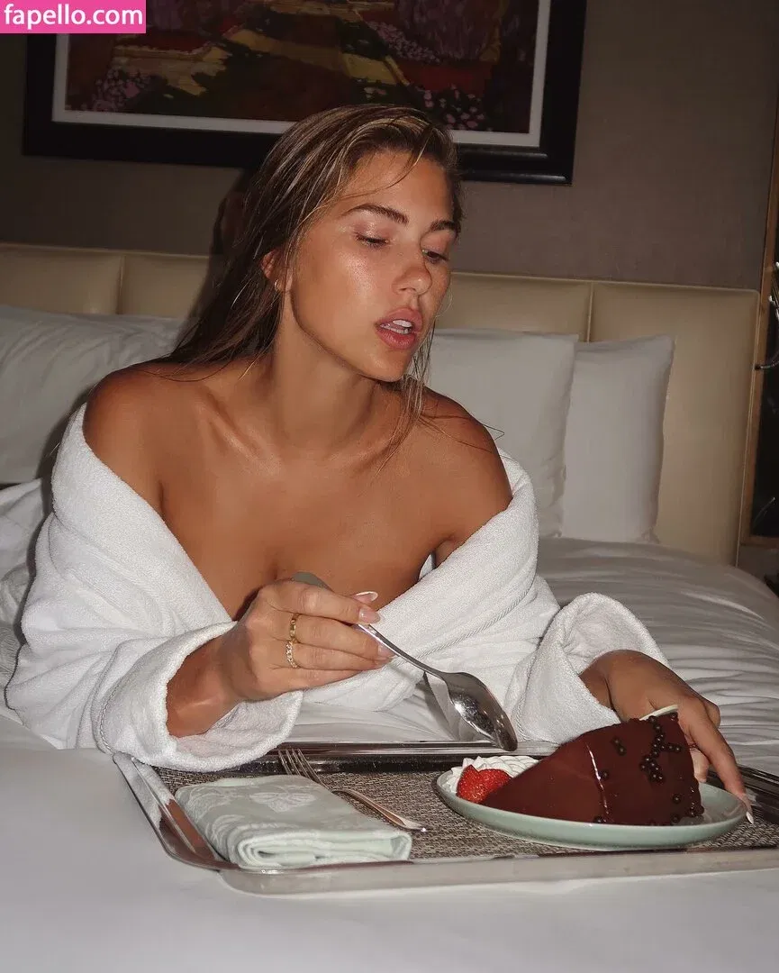 Kara Del Toro Onlyfans Photo Gallery 