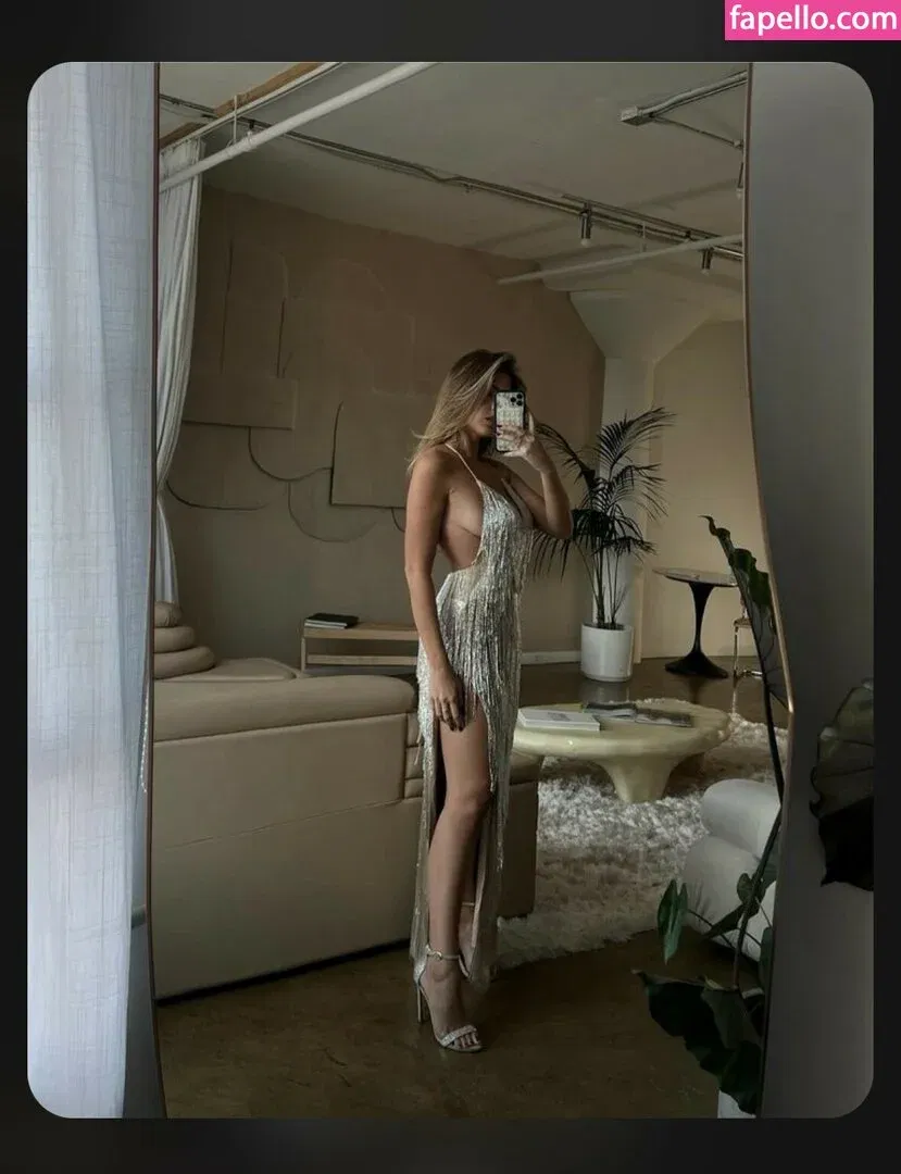 Kara Del Toro Onlyfans Photo Gallery 