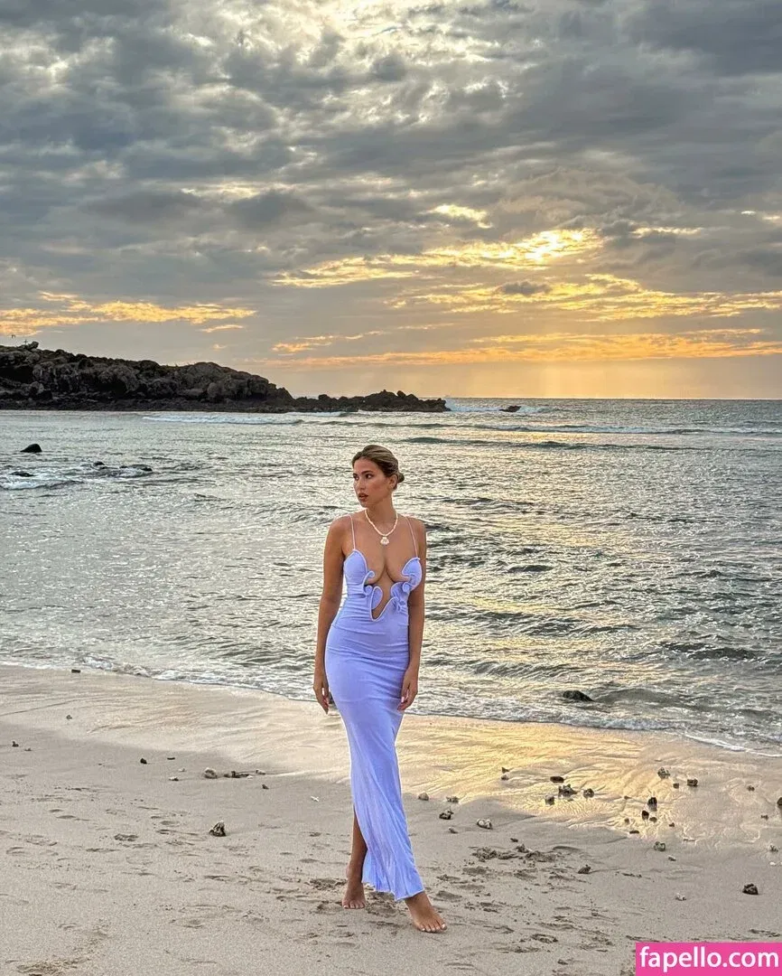 Kara Del Toro Onlyfans Photo Gallery 