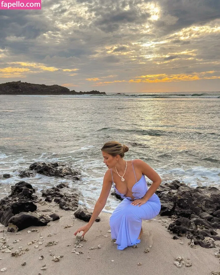 Kara Del Toro Onlyfans Photo Gallery 