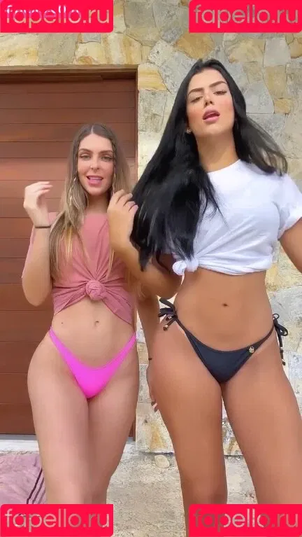 Victoria Medeiros Onlyfans Photo Gallery 