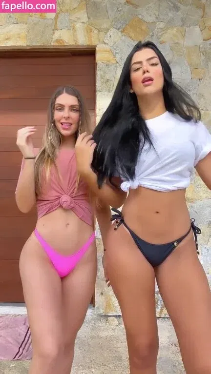 Victoria Medeiros Onlyfans Photo Gallery 