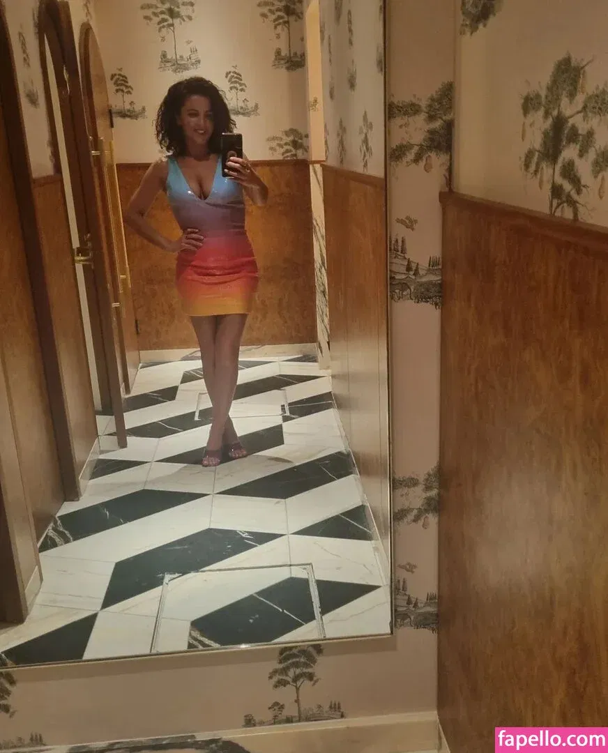 Jamie-Lee O'Donnell Onlyfans Photo Gallery 