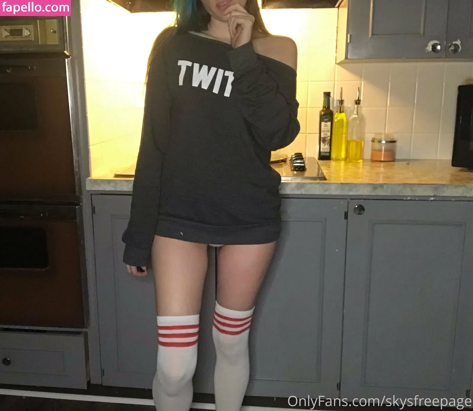 skysfreepage Onlyfans Photo Gallery 