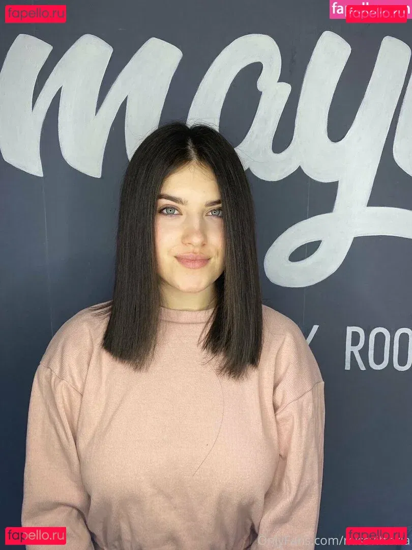 viaritel Onlyfans Photo Gallery 