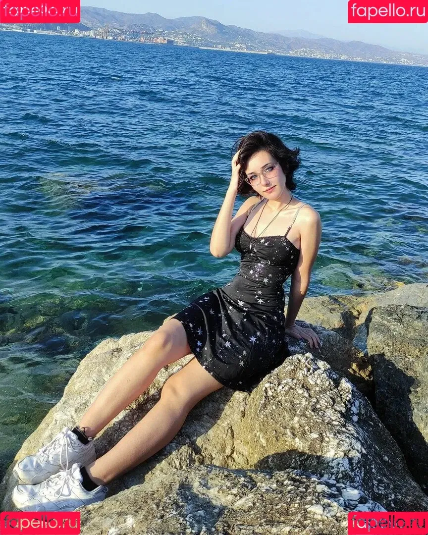 Nyukix Onlyfans Photo Gallery 