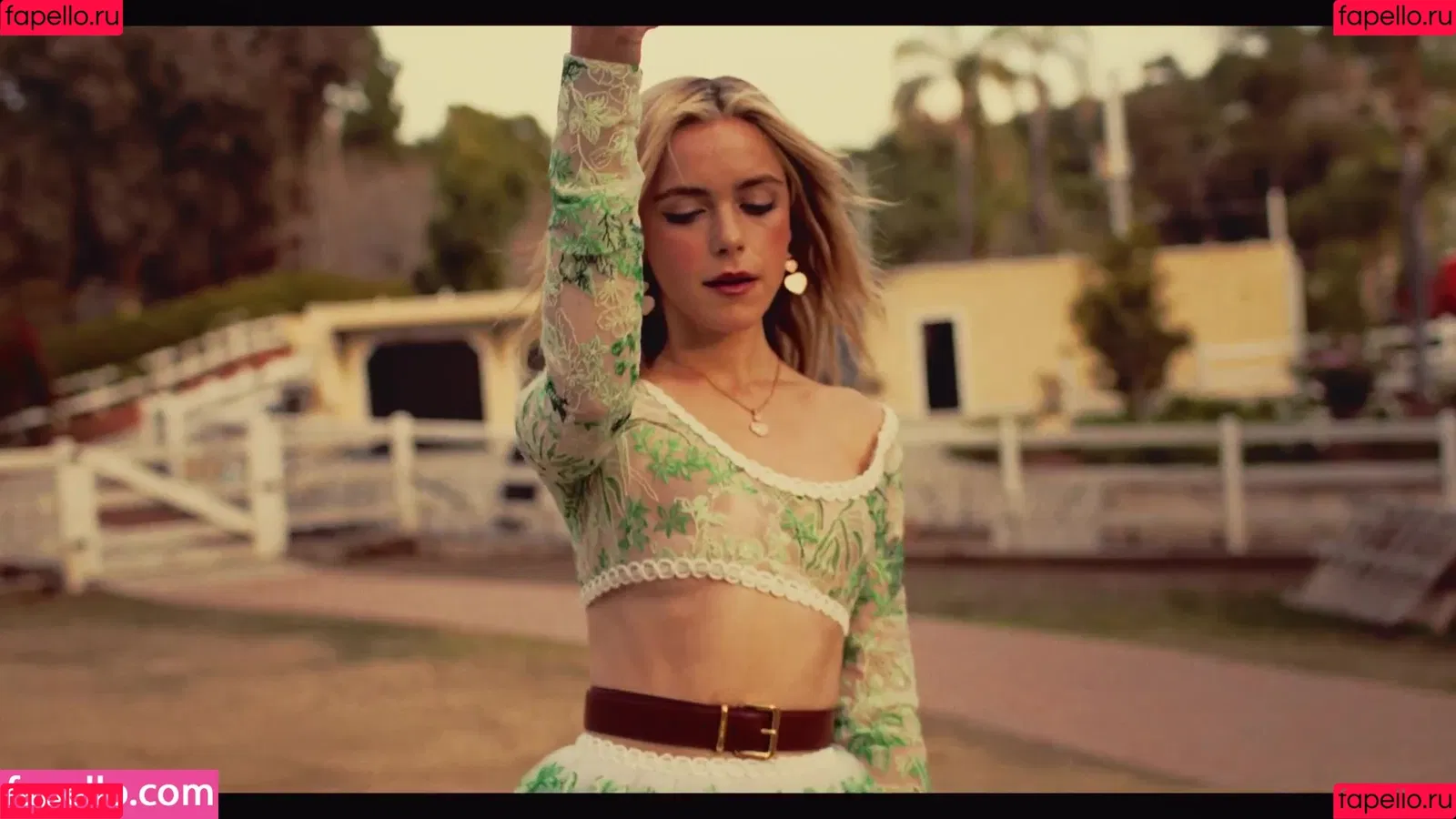 Kiernan Shipka Onlyfans Photo Gallery 