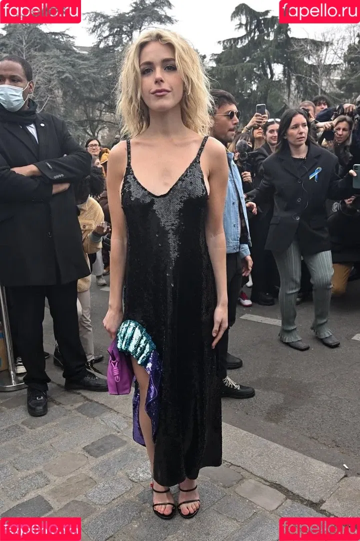 Kiernan Shipka Onlyfans Photo Gallery 