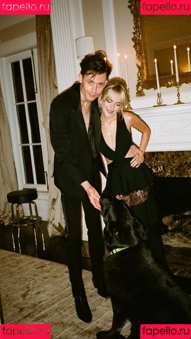 Kiernan Shipka Onlyfans Photo Gallery 