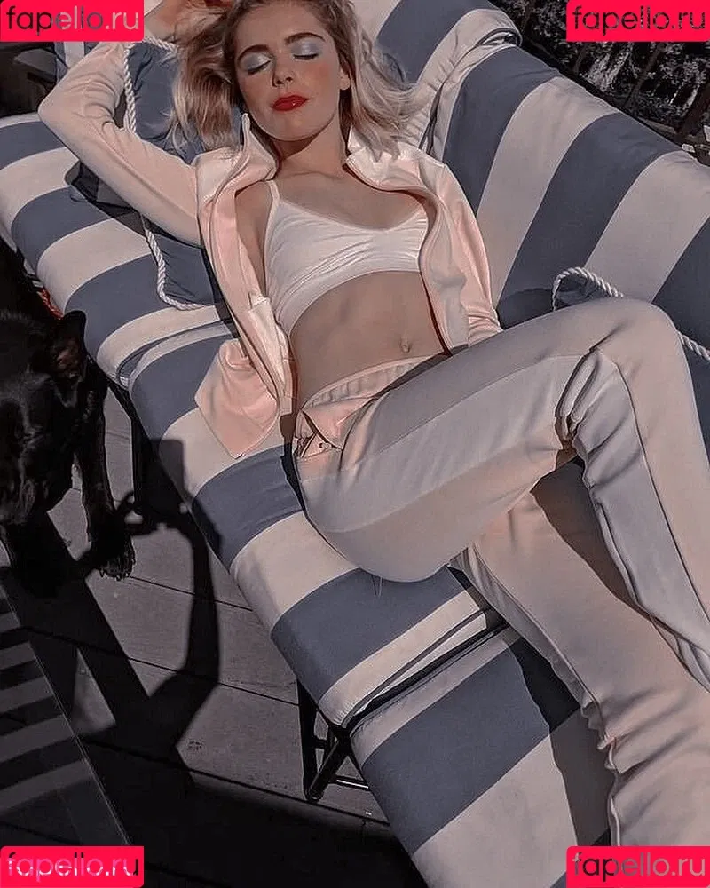 Kiernan Shipka Onlyfans Photo Gallery 