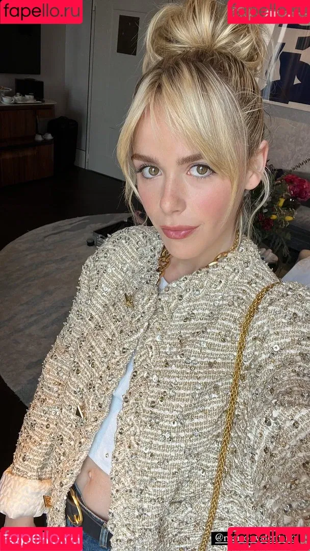 Kiernan Shipka Onlyfans Photo Gallery 