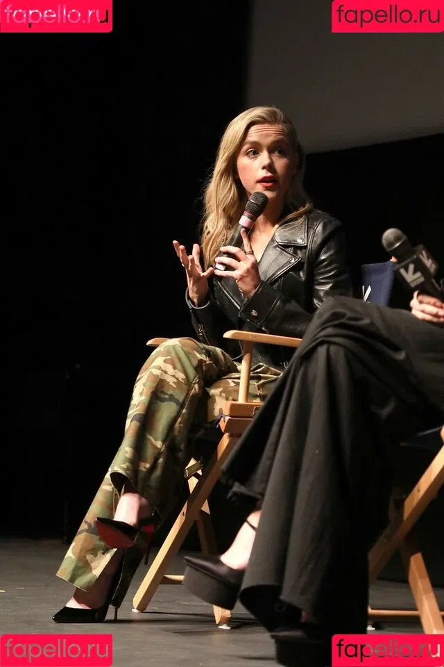 Kiernan Shipka Onlyfans Photo Gallery 