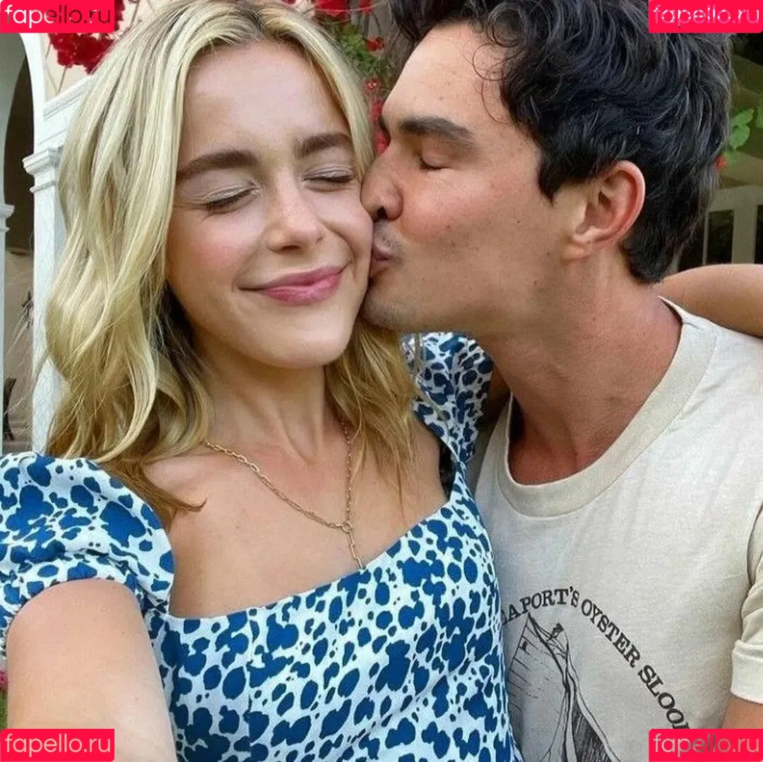 Kiernan Shipka Onlyfans Photo Gallery 