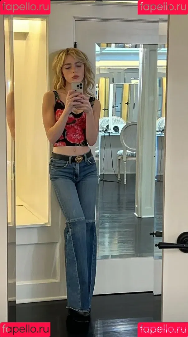 Kiernan Shipka Onlyfans Photo Gallery 