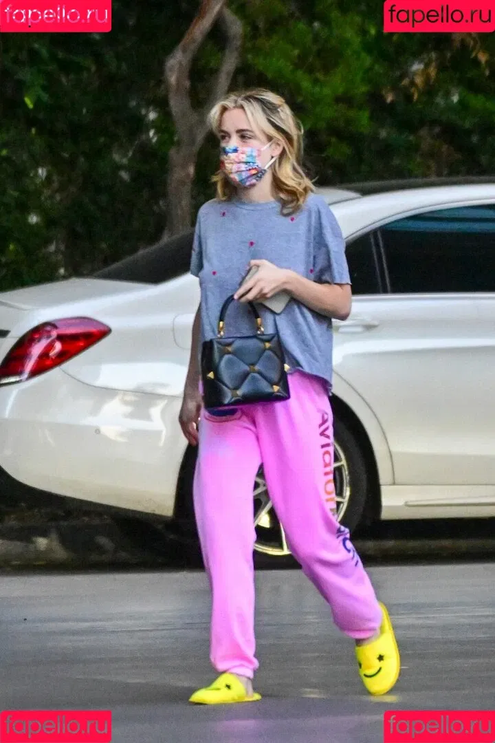 Kiernan Shipka Onlyfans Photo Gallery 