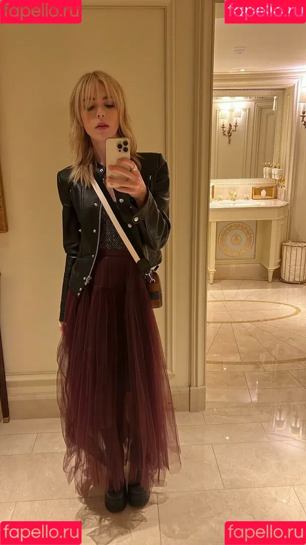 Kiernan Shipka Onlyfans Photo Gallery 