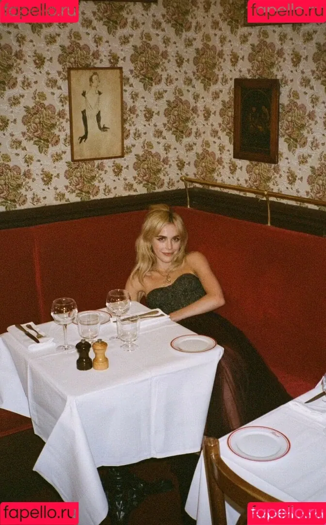 Kiernan Shipka Onlyfans Photo Gallery 