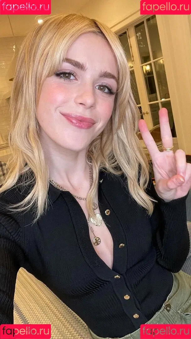Kiernan Shipka Onlyfans Photo Gallery 