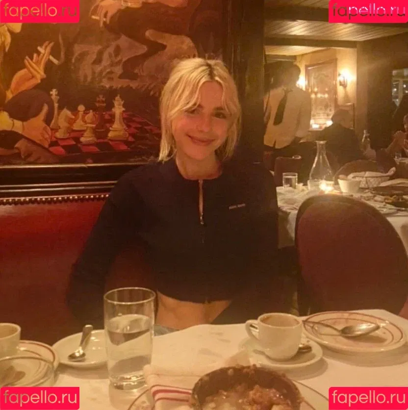 Kiernan Shipka Onlyfans Photo Gallery 