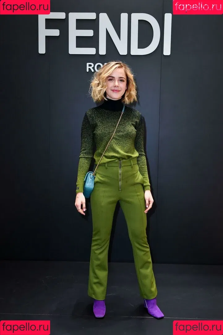 Kiernan Shipka Onlyfans Photo Gallery 