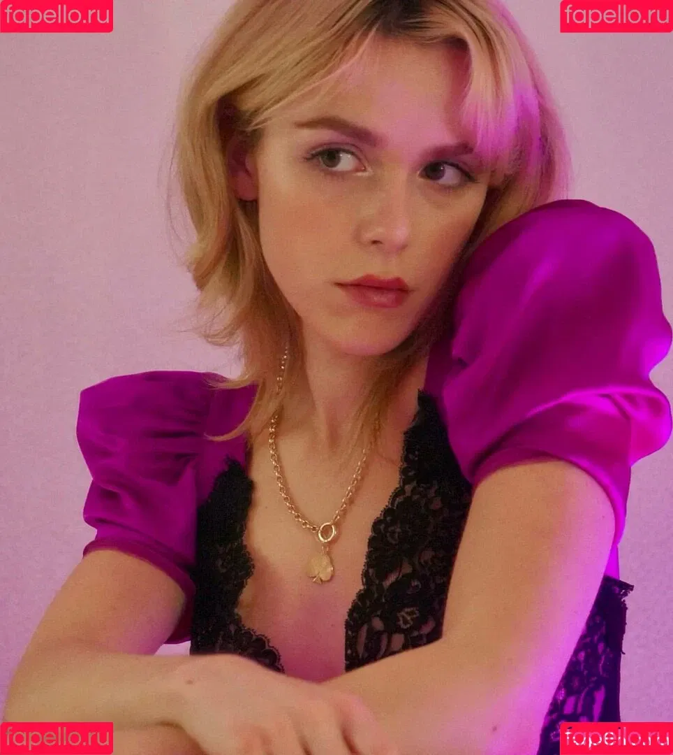 Kiernan Shipka Onlyfans Photo Gallery 