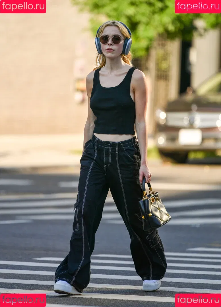 Kiernan Shipka Onlyfans Photo Gallery 