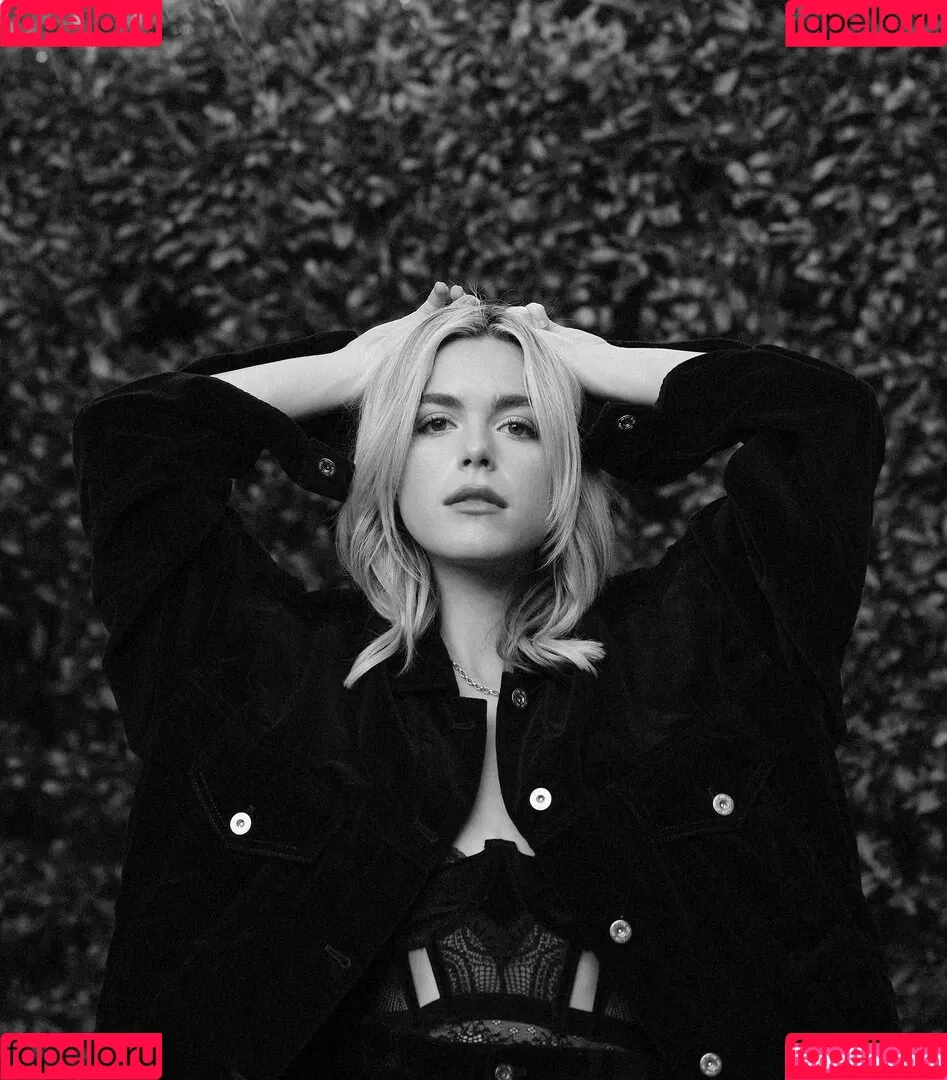Kiernan Shipka Onlyfans Photo Gallery 