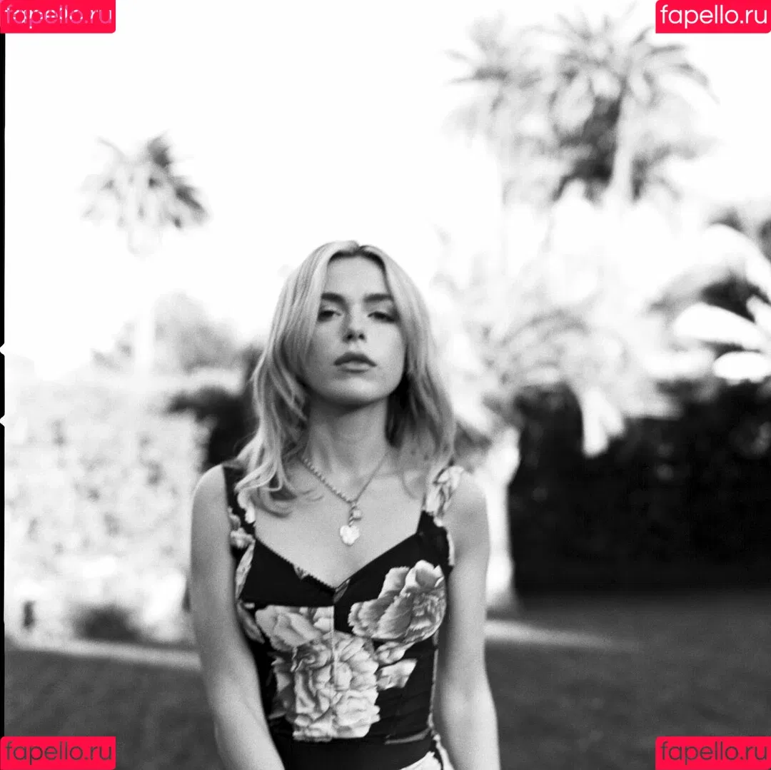 Kiernan Shipka Onlyfans Photo Gallery 