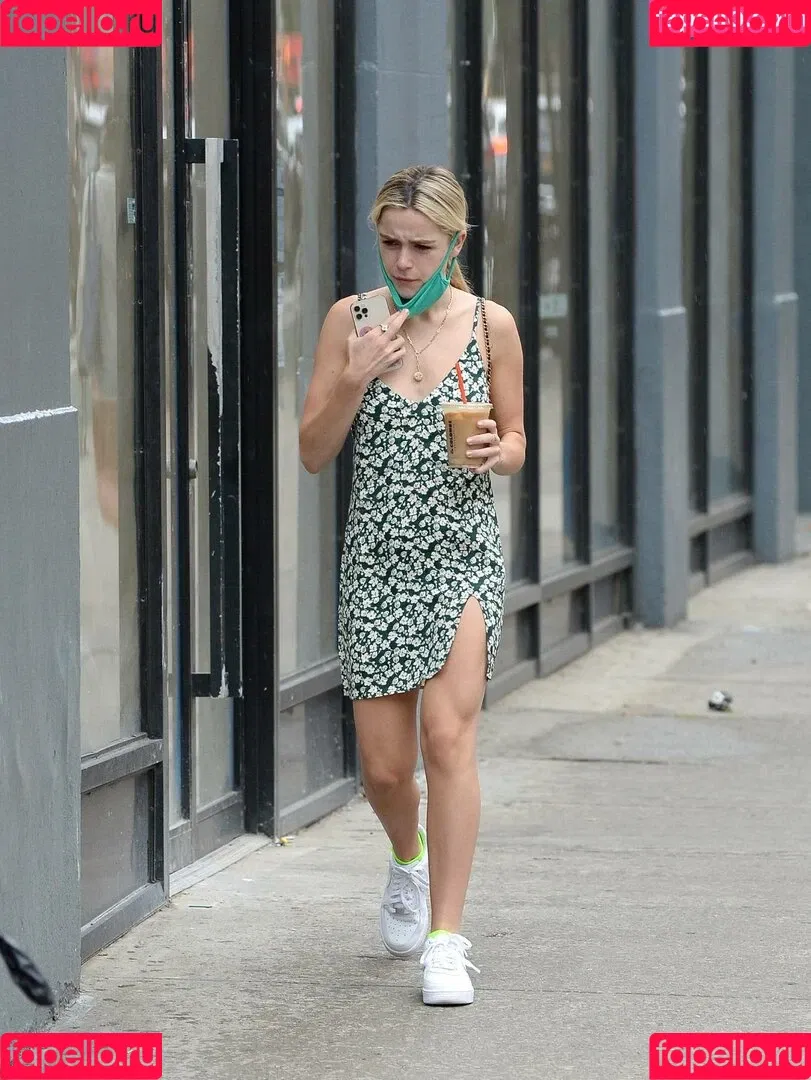Kiernan Shipka Onlyfans Photo Gallery 