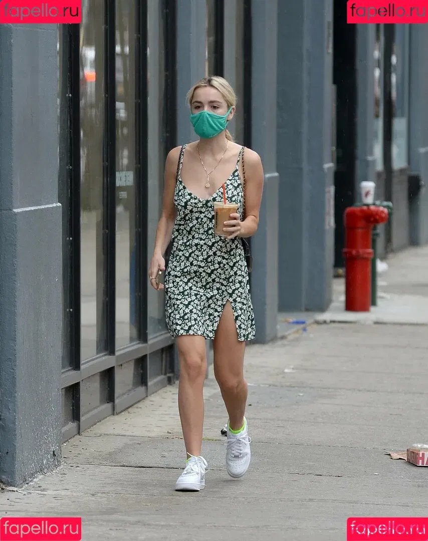 Kiernan Shipka Onlyfans Photo Gallery 