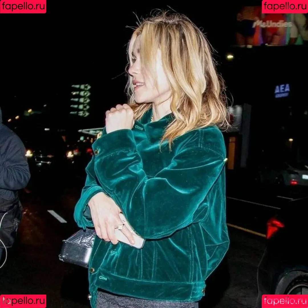 Kiernan Shipka Onlyfans Photo Gallery 