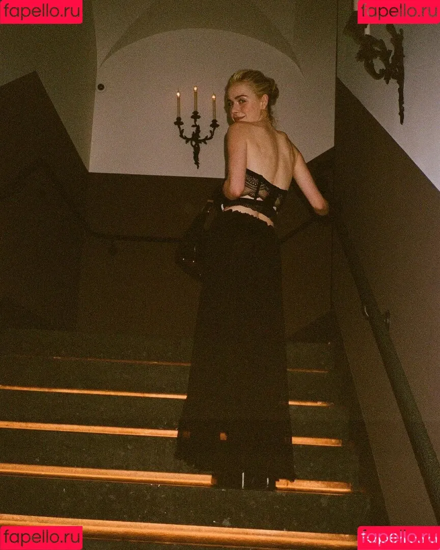 Kiernan Shipka Onlyfans Photo Gallery 
