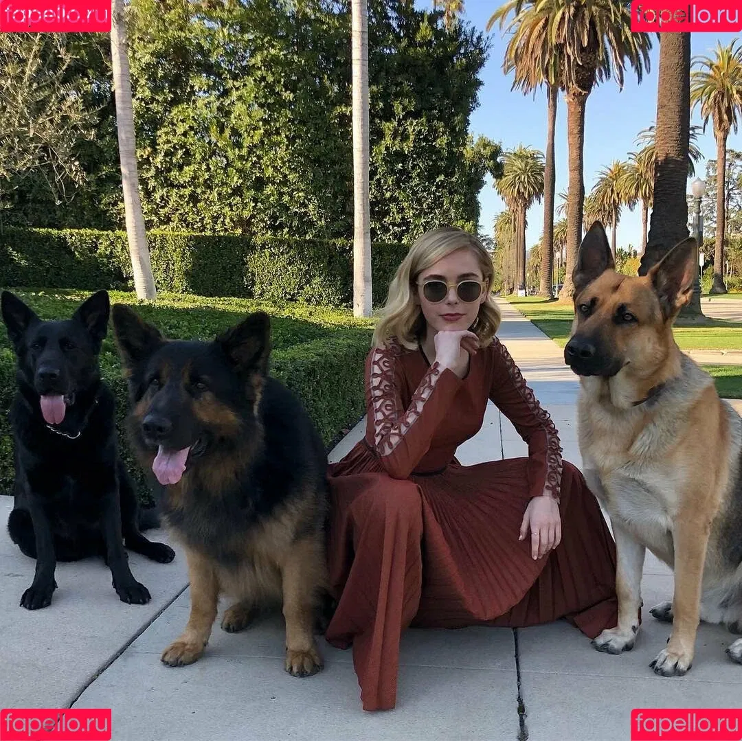 Kiernan Shipka Onlyfans Photo Gallery 