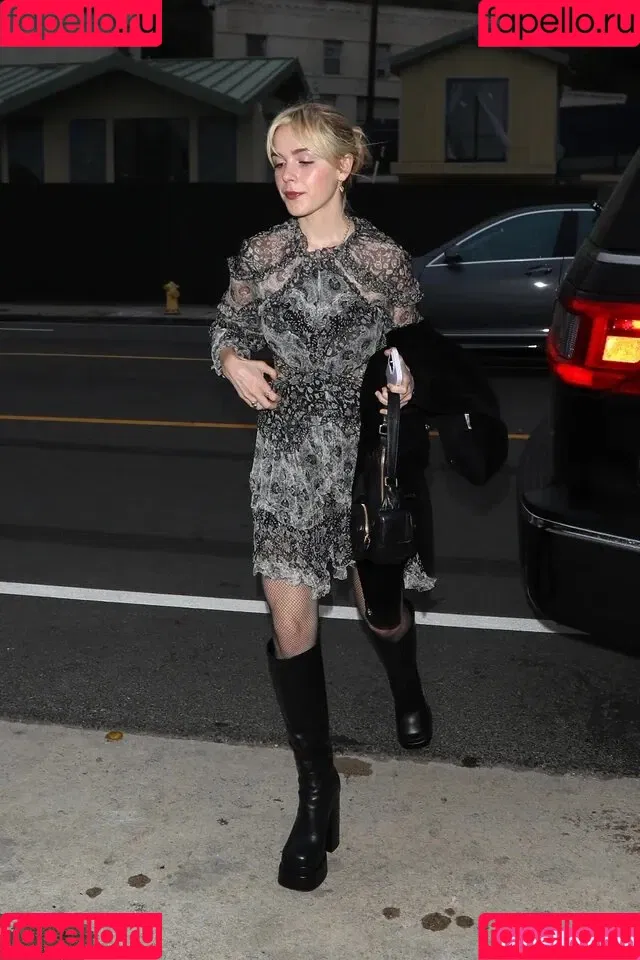 Kiernan Shipka Onlyfans Photo Gallery 