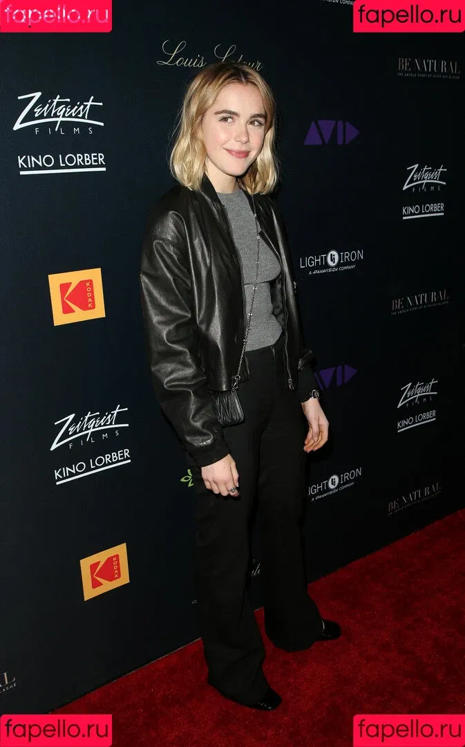 Kiernan Shipka Onlyfans Photo Gallery 