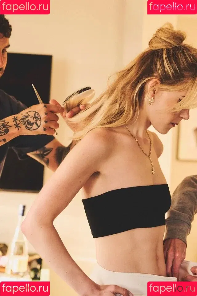 Kiernan Shipka Onlyfans Photo Gallery 