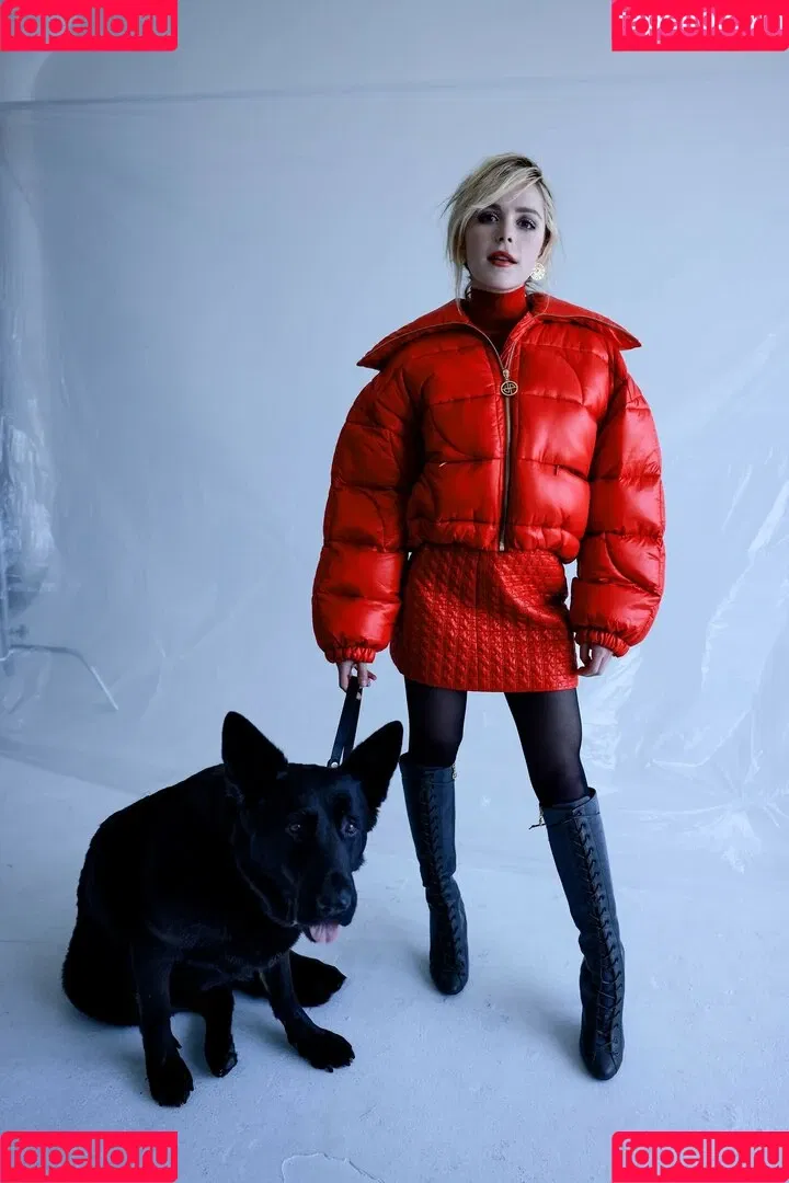 Kiernan Shipka Onlyfans Photo Gallery 