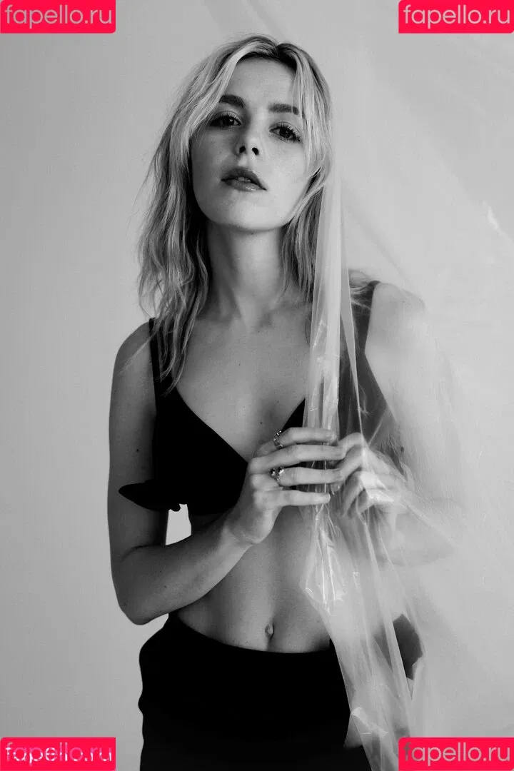 Kiernan Shipka Onlyfans Photo Gallery 