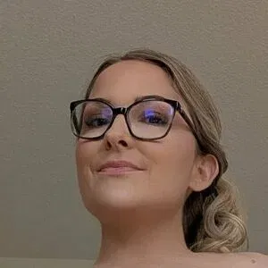 DaniAshley Onlyfans Photo Gallery 