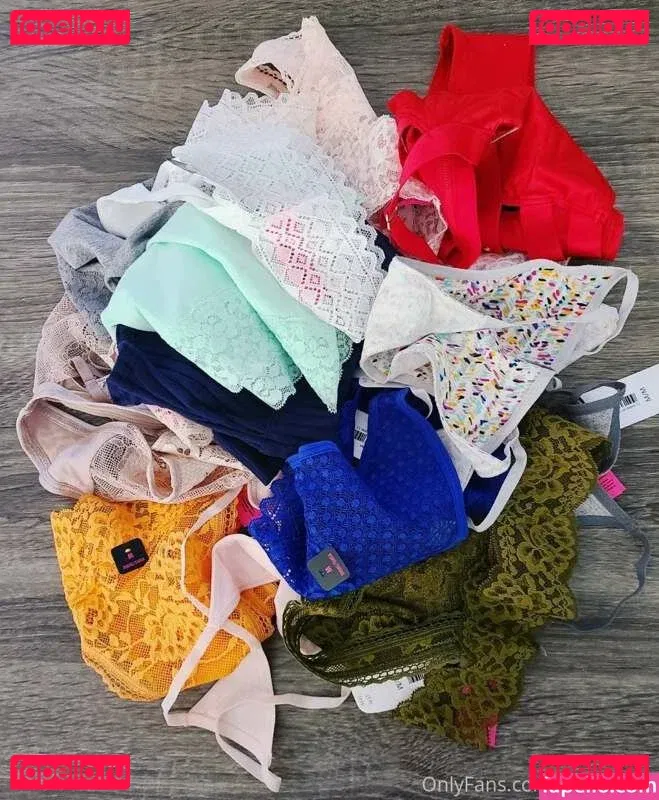 DaniAshley Onlyfans Photo Gallery 