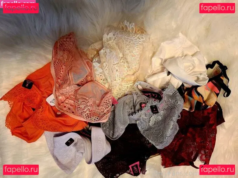 DaniAshley Onlyfans Photo Gallery 