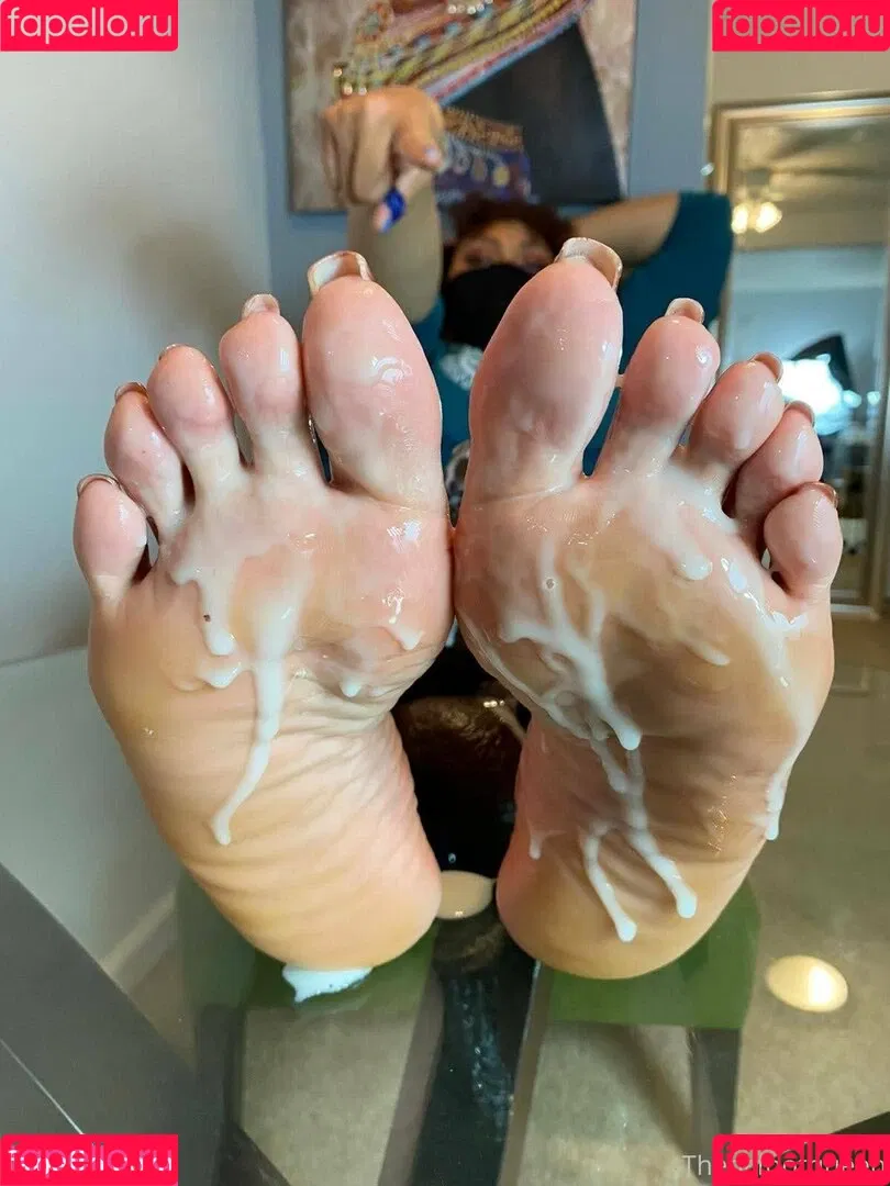 thedcfootqueen Onlyfans Photo Gallery 