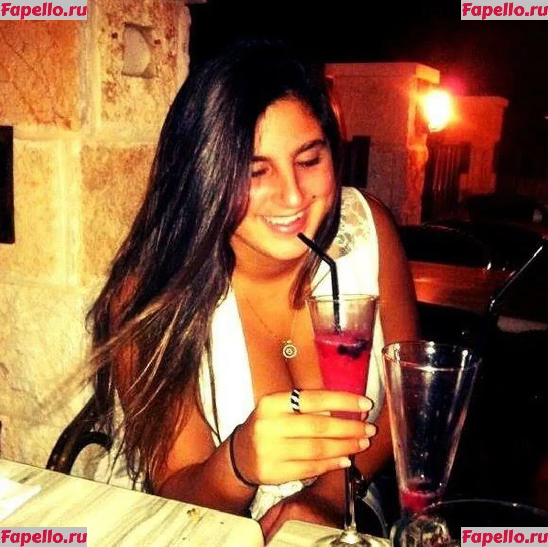 Coral Hagag Onlyfans Photo Gallery 