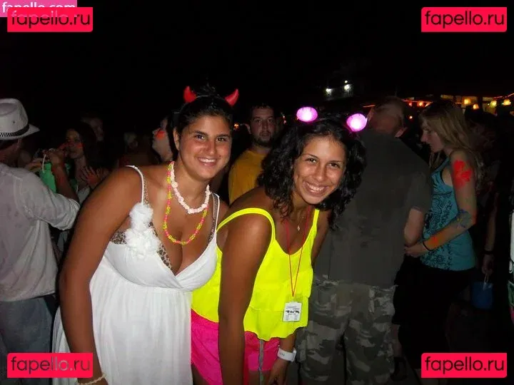 Coral Hagag Onlyfans Photo Gallery 