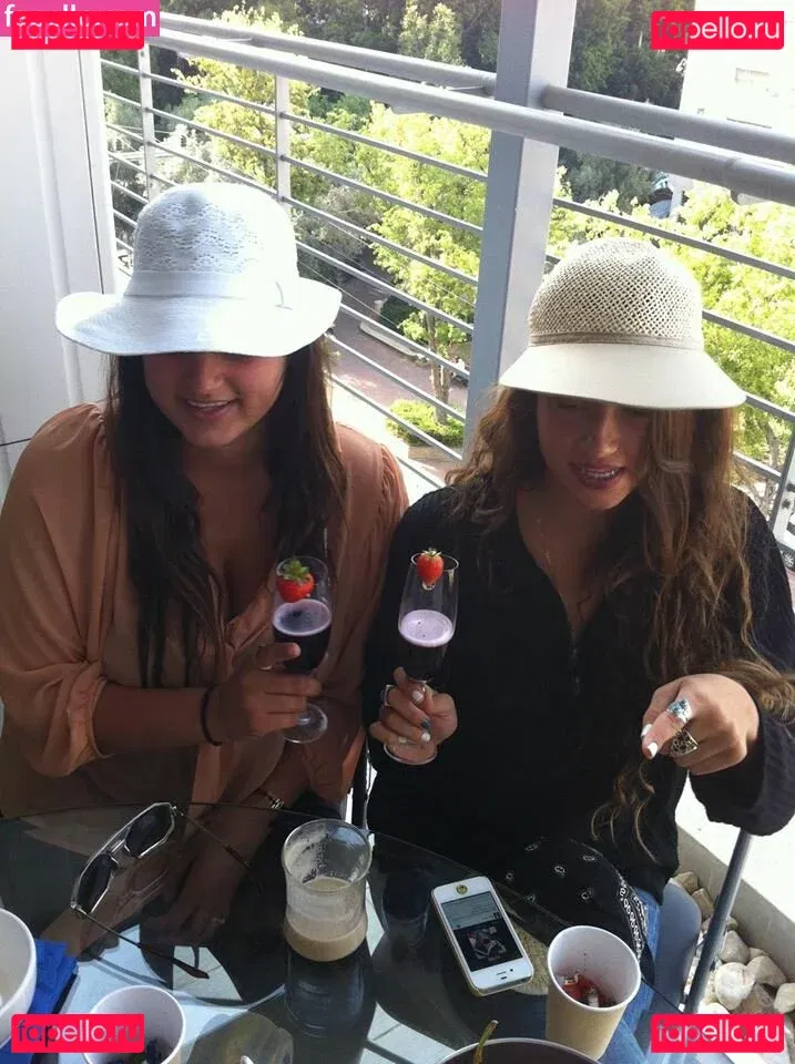 Coral Hagag Onlyfans Photo Gallery 