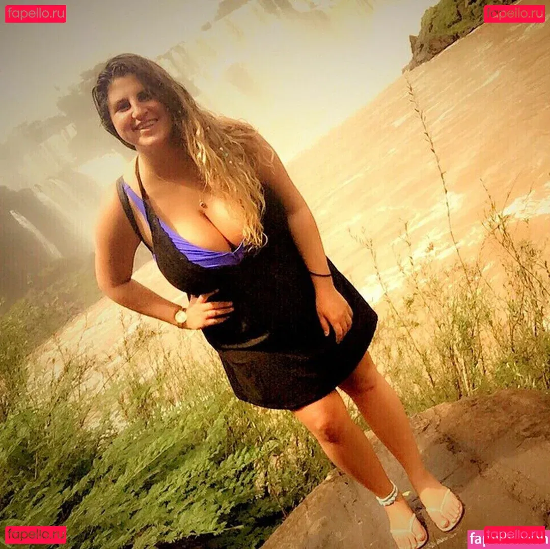 Coral Hagag Onlyfans Photo Gallery 