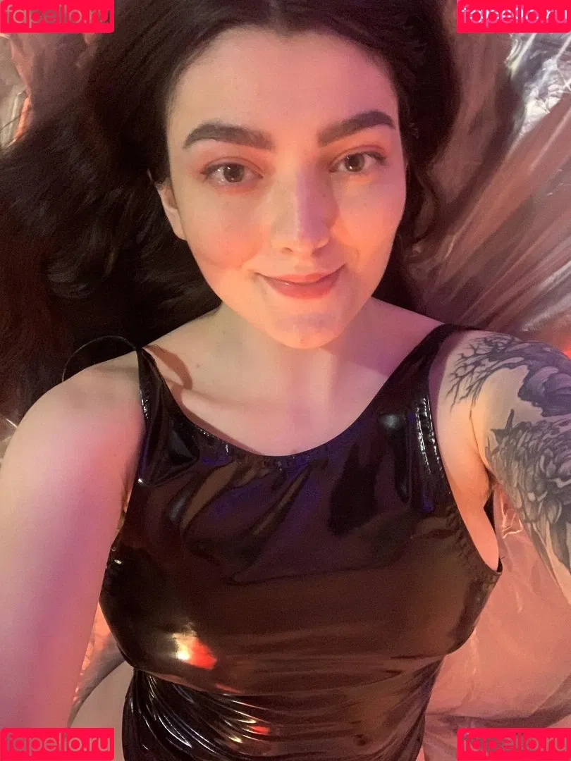 fruitsforbats Onlyfans Photo Gallery 