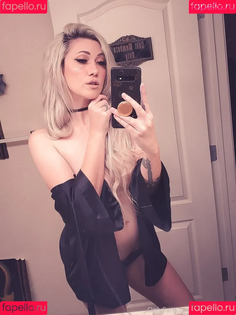Lindsay Elyse Onlyfans Photo Gallery 